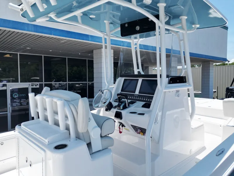 Slide: The Image of Sea Cat 260 2023 - 12