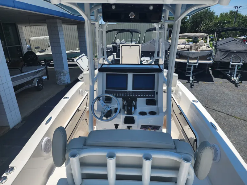 Slide: The Image of Sea Cat 260 2023 - 7