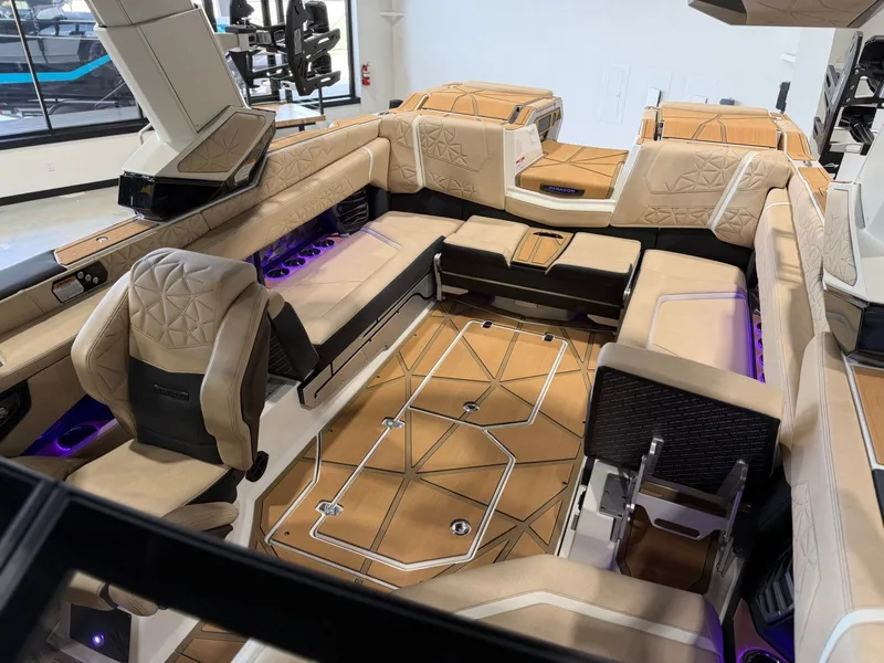 Slide: The Image of Nautique Super Air Nautique G25 Paragon 2026 - 46