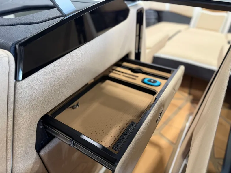 Slide: The Image of Nautique Super Air Nautique G25 Paragon 2026 - 38