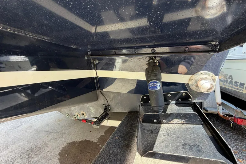 Slide: The Image of 1976 SeaCraft SC 23 Classic boat hull with trim tab and Bennett hydraulic system. - 13