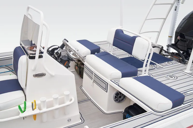 Slide: The Image of Mako 18 Pro Skiff Patriot Edition 2026 - 41