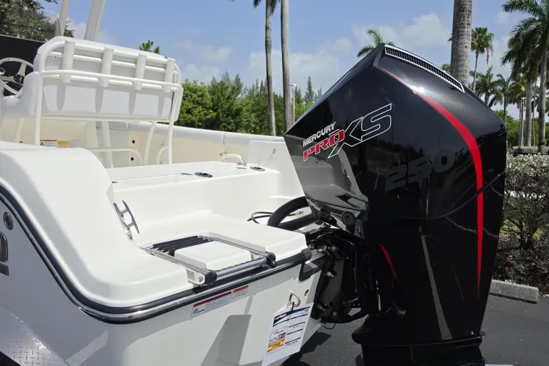 Slide: The Image of 2026 Mako 226 Center Console boat with Mercury Pro XS 250 engine. - 17