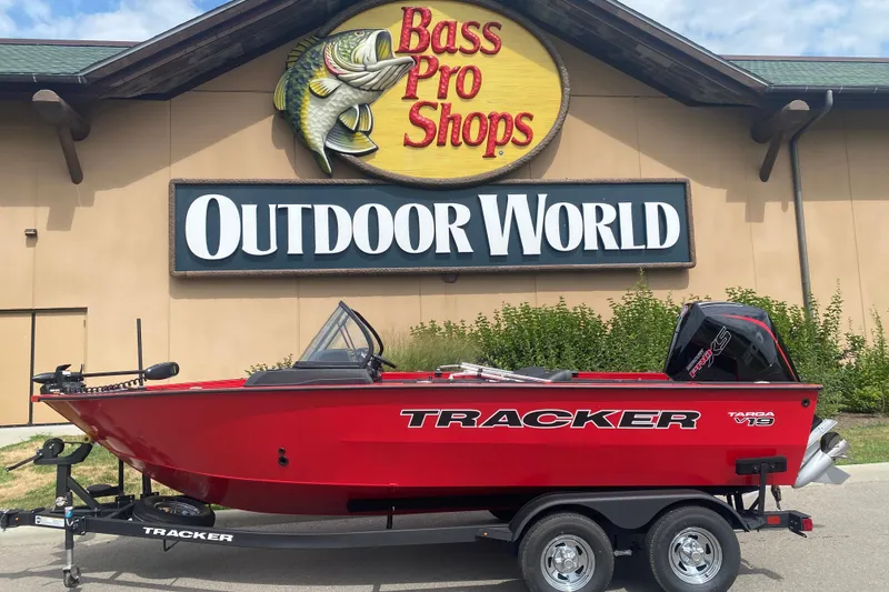 The Image of 2026 Tracker Targa V-19 Combo boat at Bass Pro Shops Outdoor World. - 0