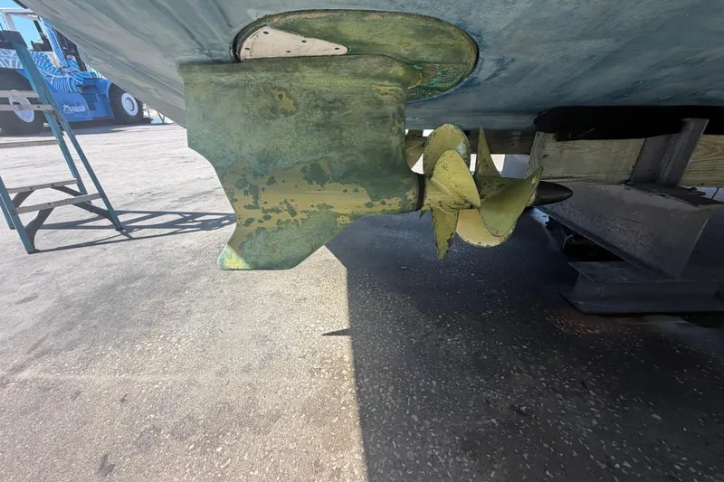 Slide: The Image of Propeller and rudder of a 2016 Performance Cruiser Formula 40 on dry dock. - 89