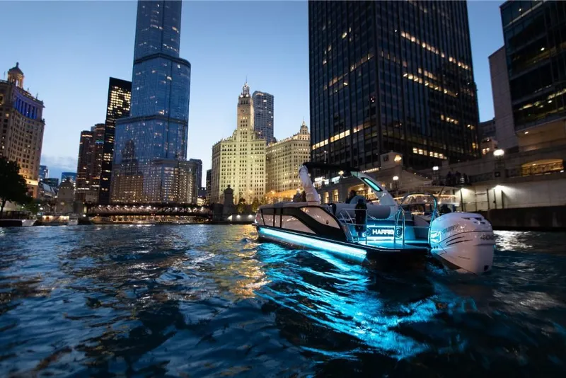 Slide: The Image of 2022-Harris-Grand-Mariner-270-MarineMax - 4