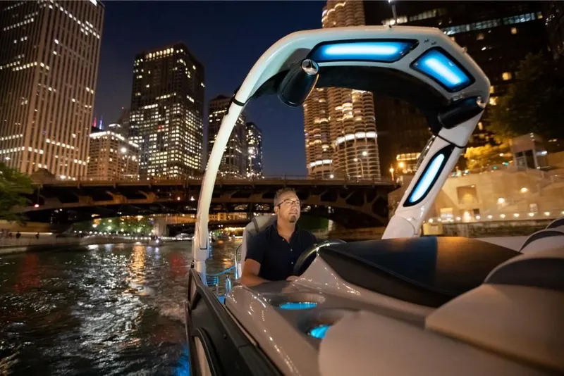 Slide: The Image of 2022-Harris-Grand-Mariner-270-MarineMax - 24