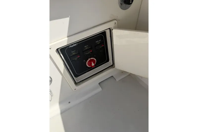 Slide: The Image of Control panel of a 2019 Parker 2320 SL Sport Cabin boat. - 28