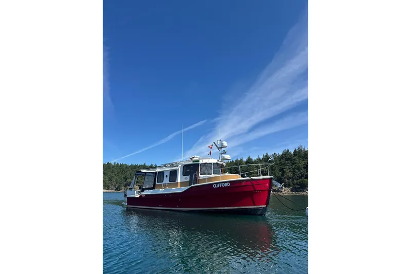 The Image of Ranger Tug R-31 2018 - undefined