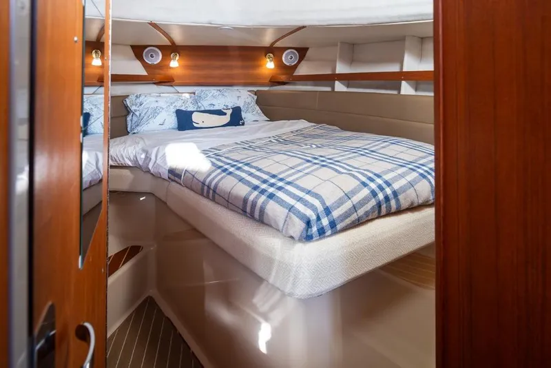 Slide: The Image of Master Stateroom - 7