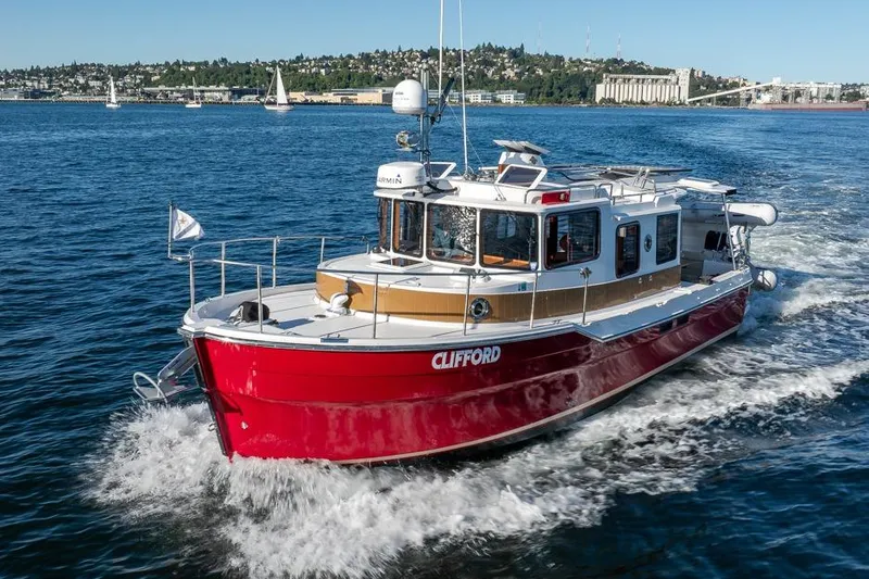 Slide: The Image of Bow Starboard Quarter - 29