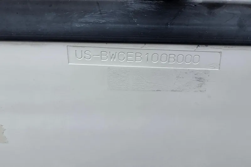 Slide: The Image of Hull identification number on a 2000 Boston Whaler 21 Ventura boat. - 5