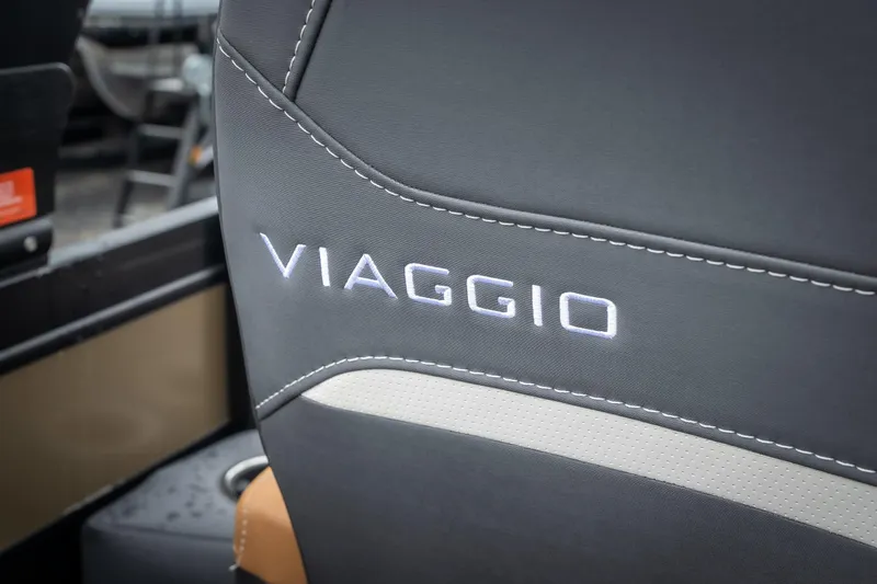 Slide: The Image of Viaggio Diamante UWA 26 seat detail, showcasing sleek design and premium stitching, 2026 model. - 30