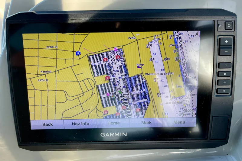 Slide: The Image of Garmin Echomap 94 sv - 11