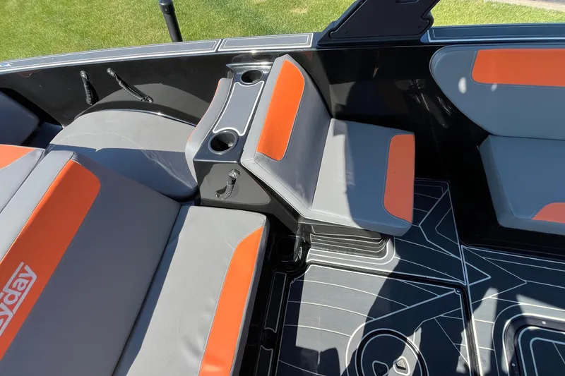 Slide: The Image of Interior of 2018 Heyday WT-2 boat with orange and gray seating. - 20