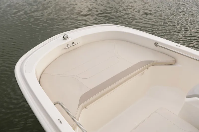 Slide: The Image of Boston Whaler 130 Super Sport 2027 - 26