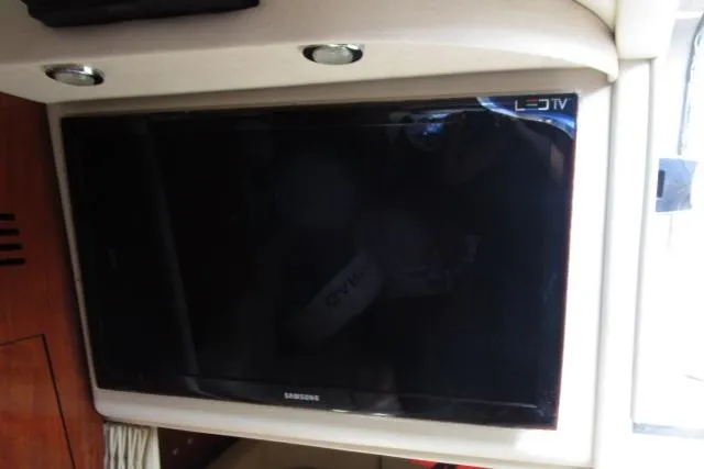 Slide: The Image of Samsung LED TV inside 2006 Sea Ray Sundancer 320 yacht cabin. - 12