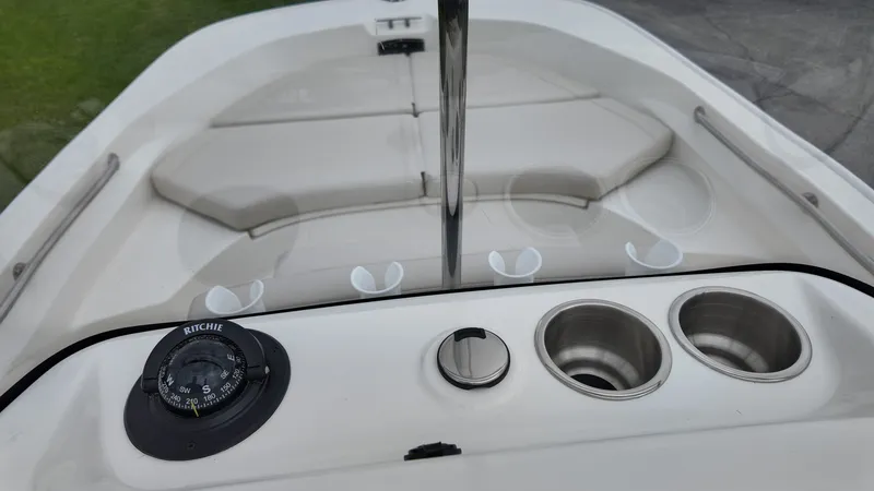 Slide: The Image of Boston Whaler 170 Montauk 2027 - 10