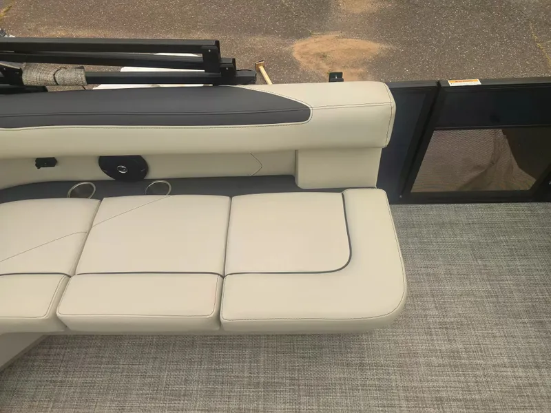 Slide: The Image of Barletta Sanza S20L 2027 - 7