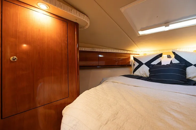 Slide: The Image of Storage in the master stateroom - 28