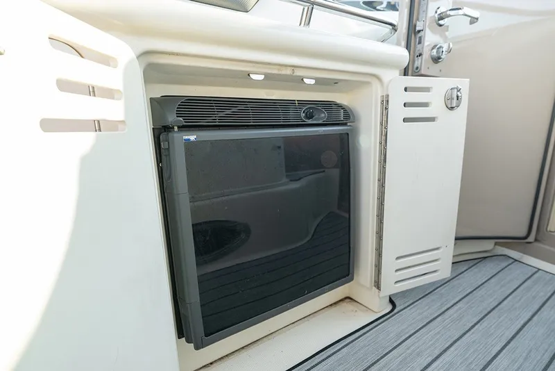 Slide: The Image of Cockpit refrigerator - 39