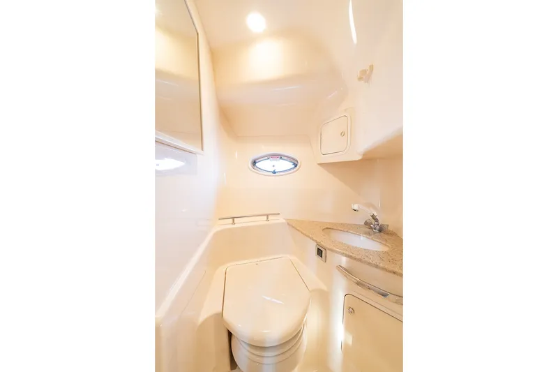 Slide: The Image of Guest head - 24