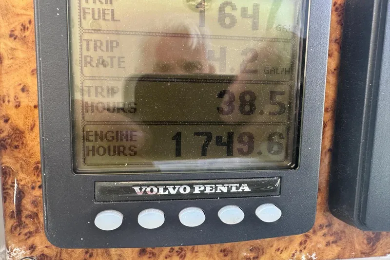 Slide: The Image of Volvo Penta display showing trip and engine hours on 2008 Formula 37 Performance Cruiser. - 12