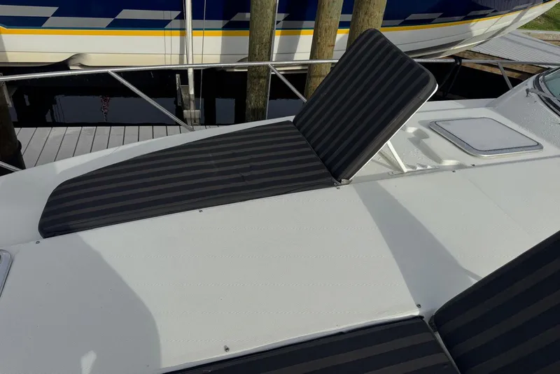 Slide: The Image of 2008 Formula 37 Performance Cruiser with striped sunbed on deck. - 4