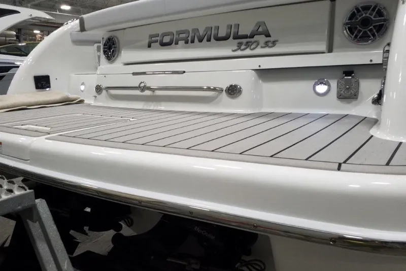 Slide: The Image of 2021 Formula 350 Sun Sport boat stern with sleek design and modern features. - 29