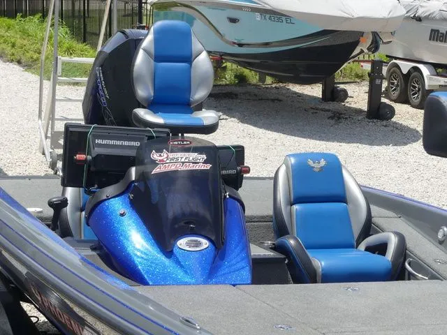 Slide: The Image of Phoenix Bass Boat 721 ProXP 2020 - 20