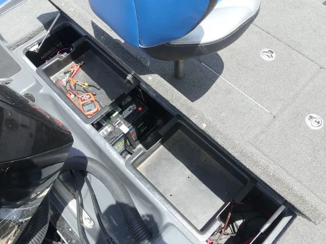 Slide: The Image of Phoenix Bass Boat 721 ProXP 2020 - 32