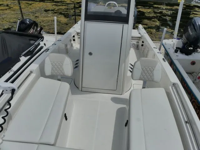 Slide: The Image of World Cat 235 CC 2024 - 14