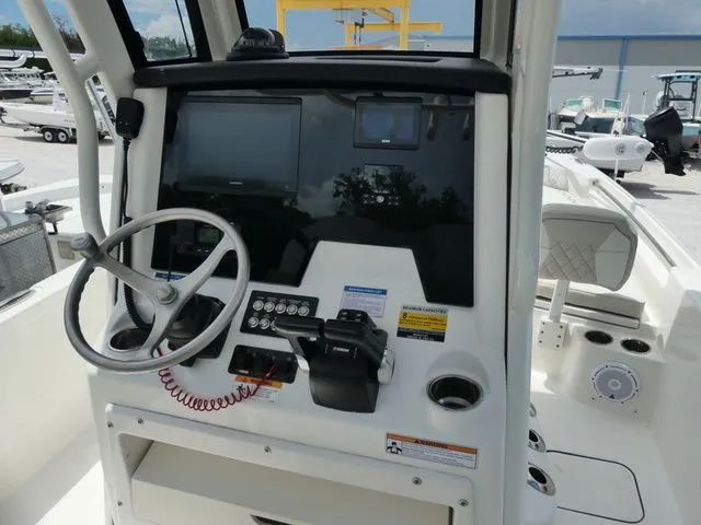 Slide: The Image of World Cat 235 CC 2024 - 7