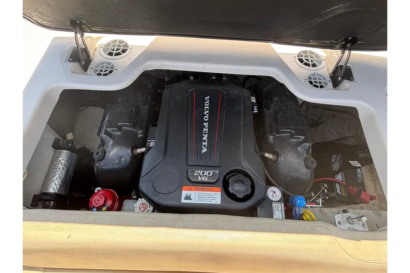 Slide: The Image of Engine compartment of a 2018 Regal 1900 ES Bowrider with Volvo Penta 200 V6 engine. - 20