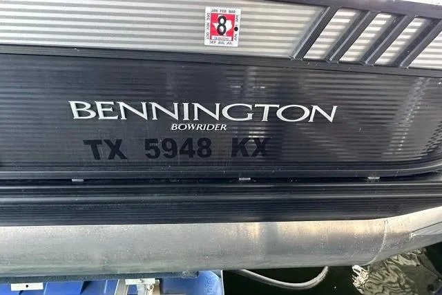 Slide: The Image of 2021 Bennington L Bowrider 25 Quad Bench boat with registration TX 5948 KX. - 20