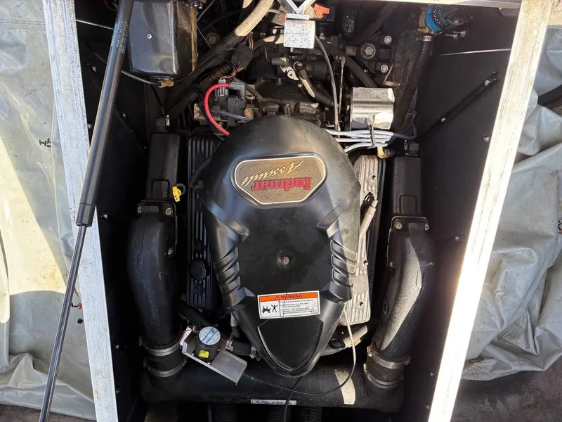 Slide: The Image of Engine compartment of a 2006 Moomba Mobius LSV featuring an Indmar engine. - 8