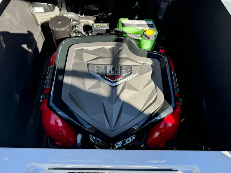 Slide: The Image of Nautique Super Air Nautique G23 2025 - 55