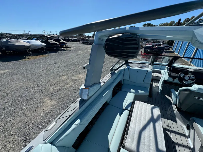 Slide: The Image of Nautique Super Air Nautique G23 2025 - 51