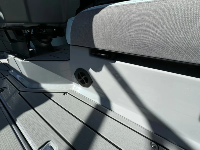 Slide: The Image of Nautique Super Air Nautique G23 2025 - 34