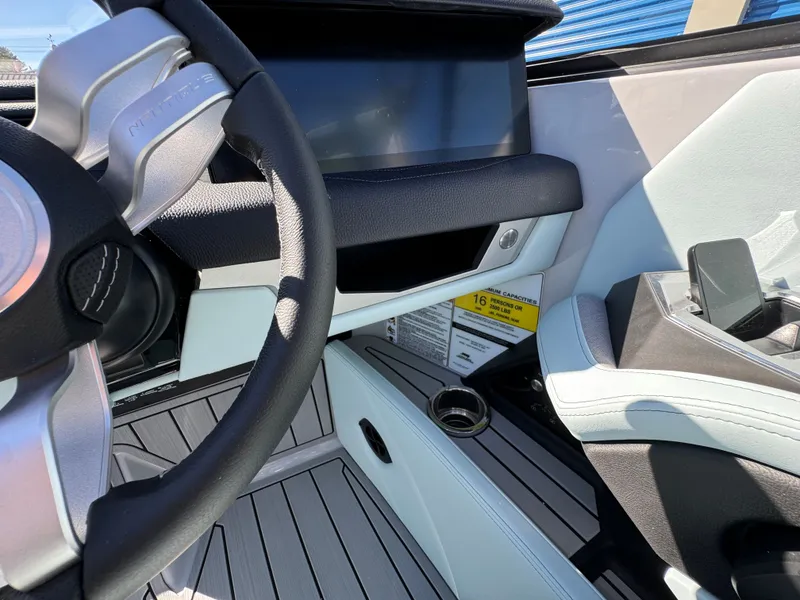 Slide: The Image of Nautique Super Air Nautique G23 2025 - 40