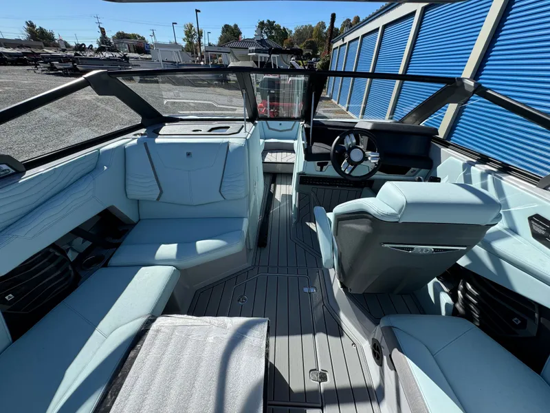 Slide: The Image of Nautique Super Air Nautique G23 2025 - 22