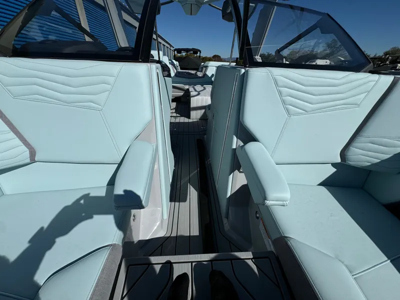 Slide: The Image of Nautique Super Air Nautique G23 2025 - 30