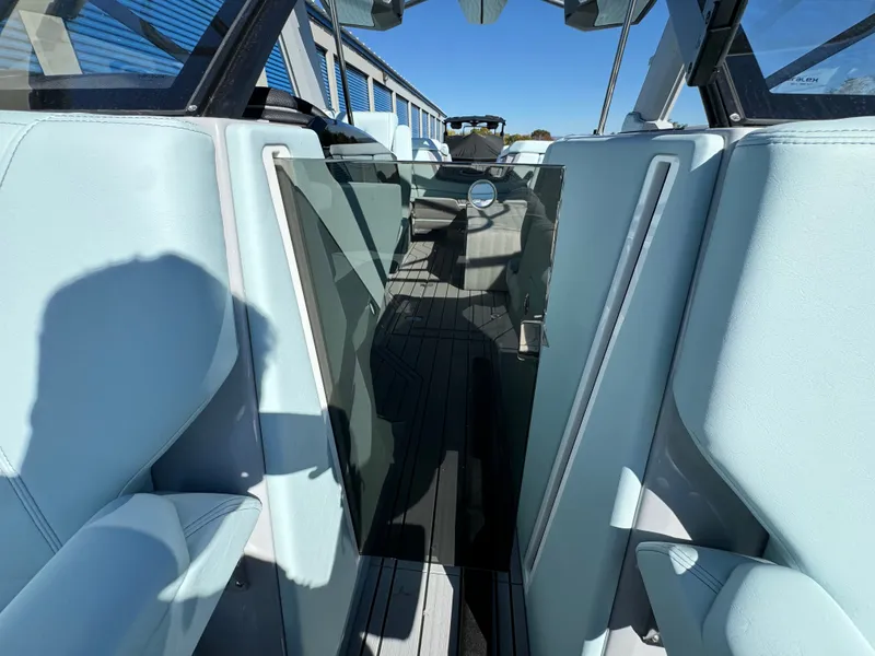 Slide: The Image of Nautique Super Air Nautique G23 2025 - 28