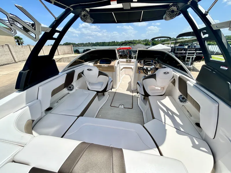 Slide: The Image of Chaparral 23 Surf 2018 - 26