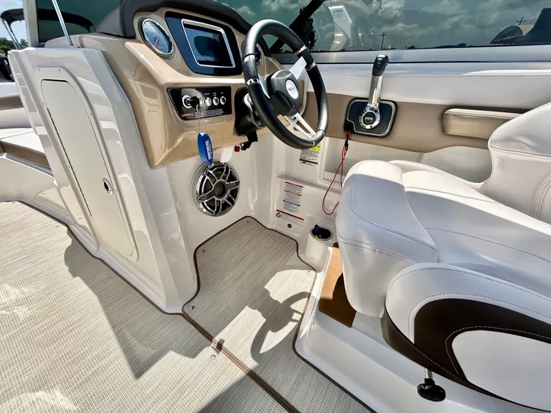 Slide: The Image of Chaparral 23 Surf 2018 - 33