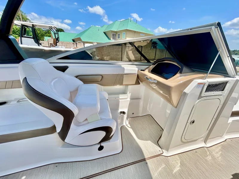 Slide: The Image of Chaparral 23 Surf 2018 - 36