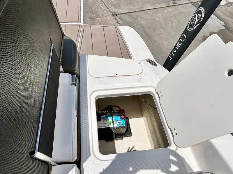 Slide: The Image of Chaparral 23 Surf 2018 - 63