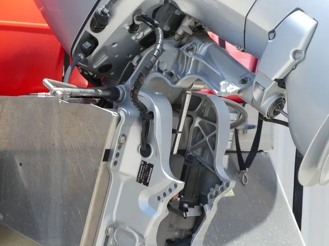 Slide: The Image of LAKER PONTOONS 714 2024 - 8