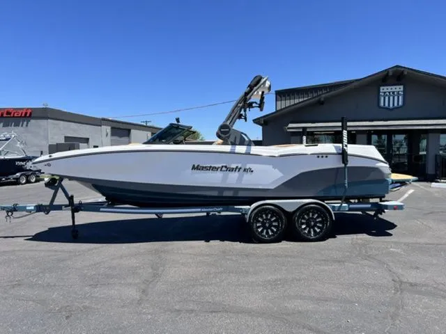 The Image of MasterCraft NXT24 2026 - 1