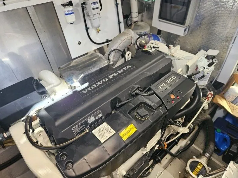 Slide: The Image of Sunseeker Predator 57 2016 - 33